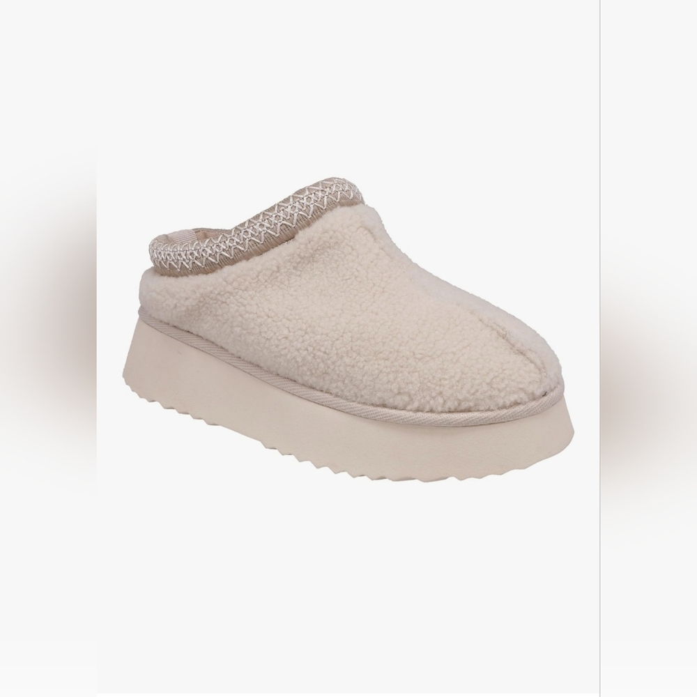 MIA Beige Ankle Booties